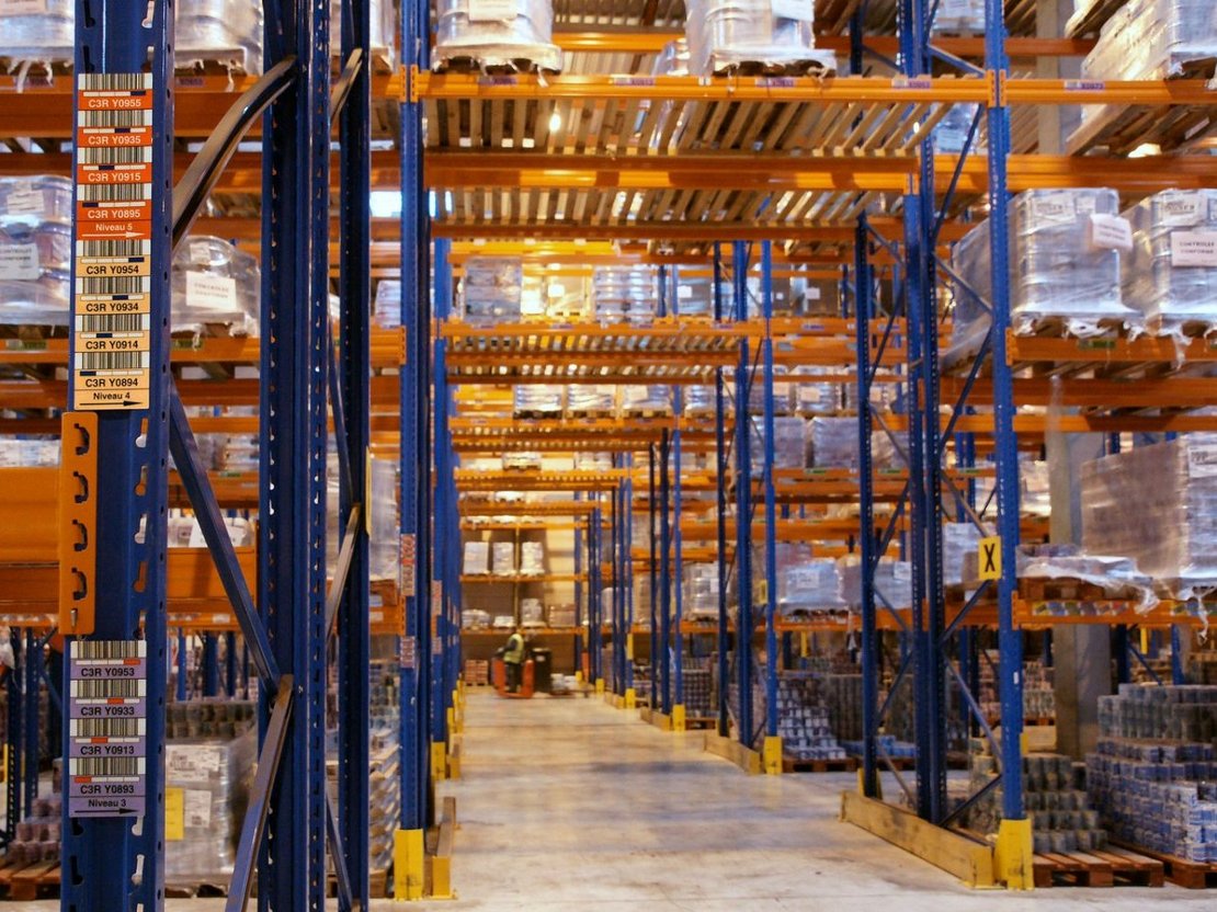 inotec Barcode Ansicht Regaldurchfahrt