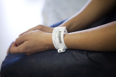 inotec Barcode RFID Patientenkennzeichnung Handgelenk inotec Barcode RFID Patientenkennzeichnung Handgelenk